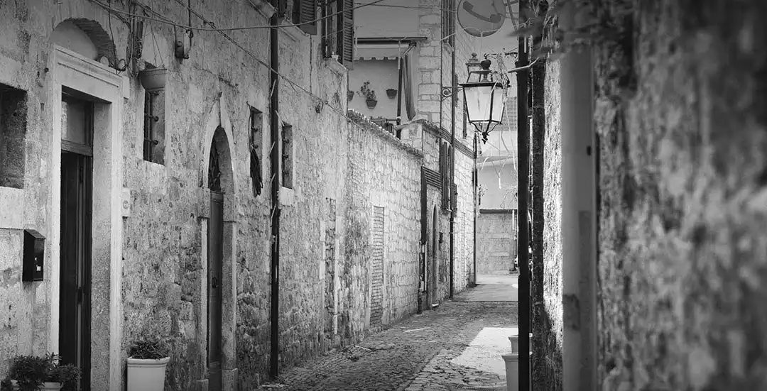 scorcio-rua-della-lupa-8-ascoli-piceno scorcio di rua della lupa 8 ascoli piceno hotel